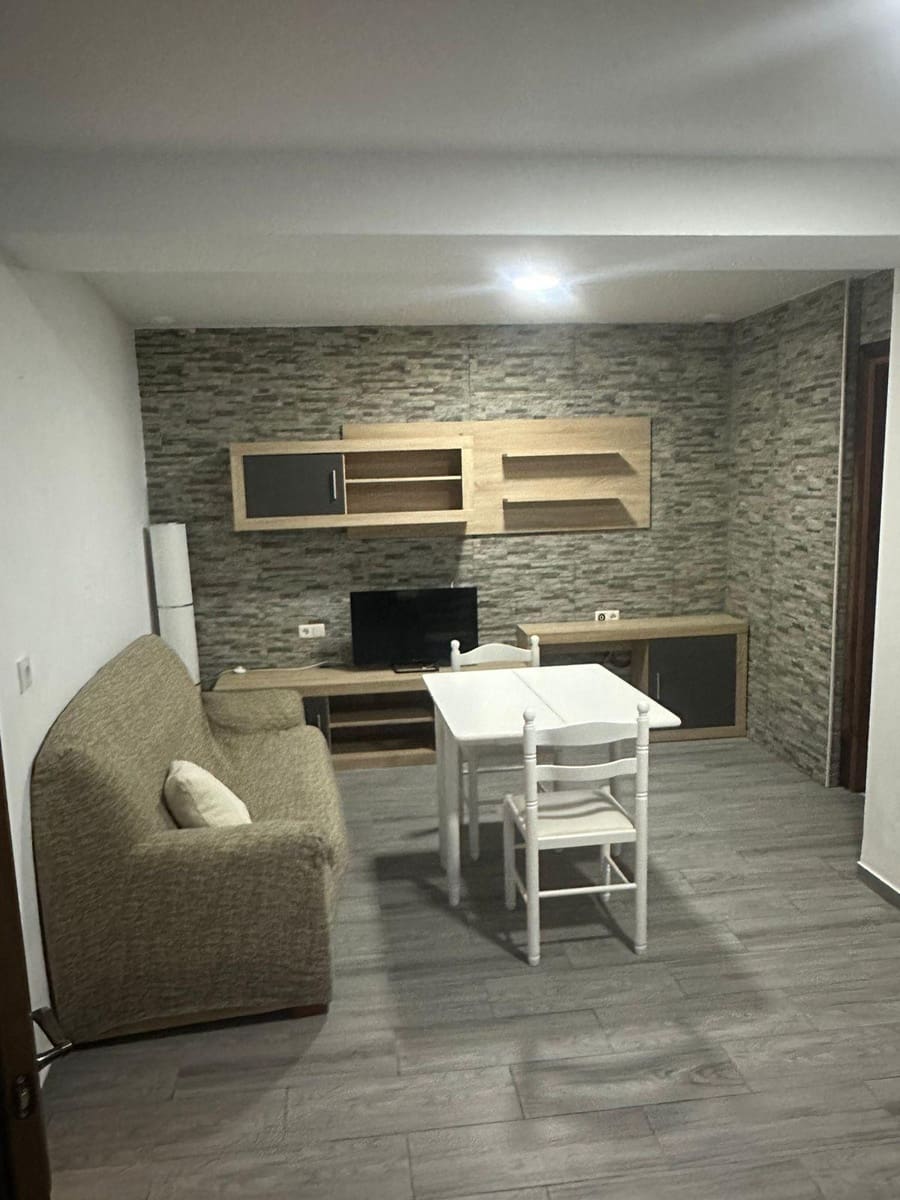 Apartamento de 1 habitación en Arcos de la Frontera en alquiler - 400 € (Ref: 8735598)