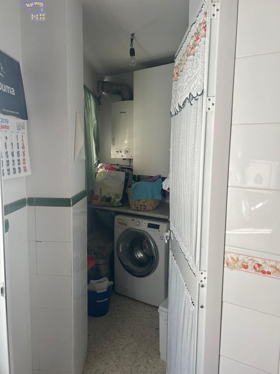 Piso de 3 habitaciones en Arcos de la Frontera en venta - 80.000 € (Ref: 8743560)