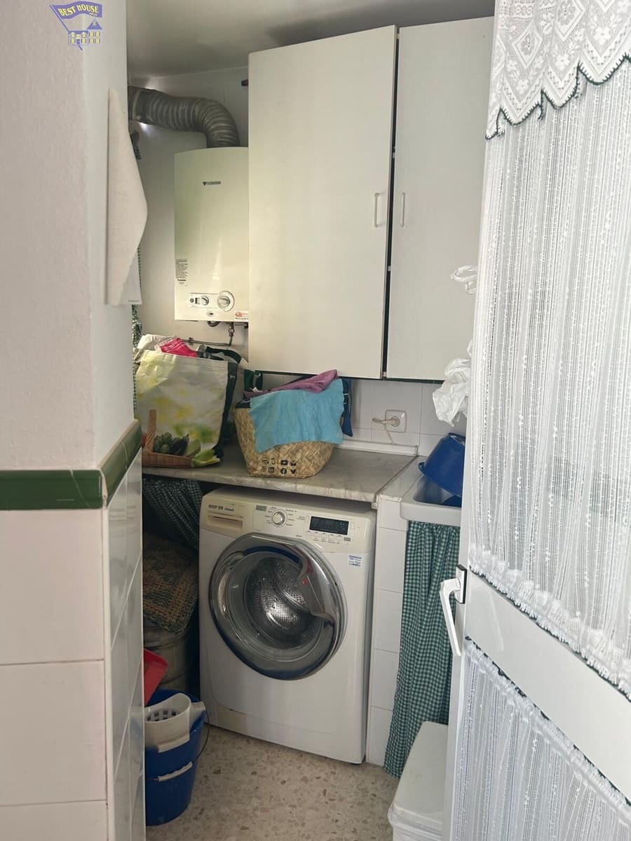 Piso de 3 habitaciones en Arcos de la Frontera en venta - 80.000 € (Ref: 8743560)