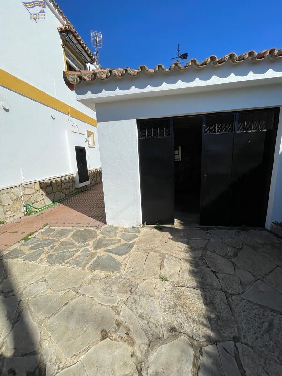 Chalet de 6 habitaciones en Arcos de la Frontera en venta con piscina - 378.000 € (Ref: 8784202)
