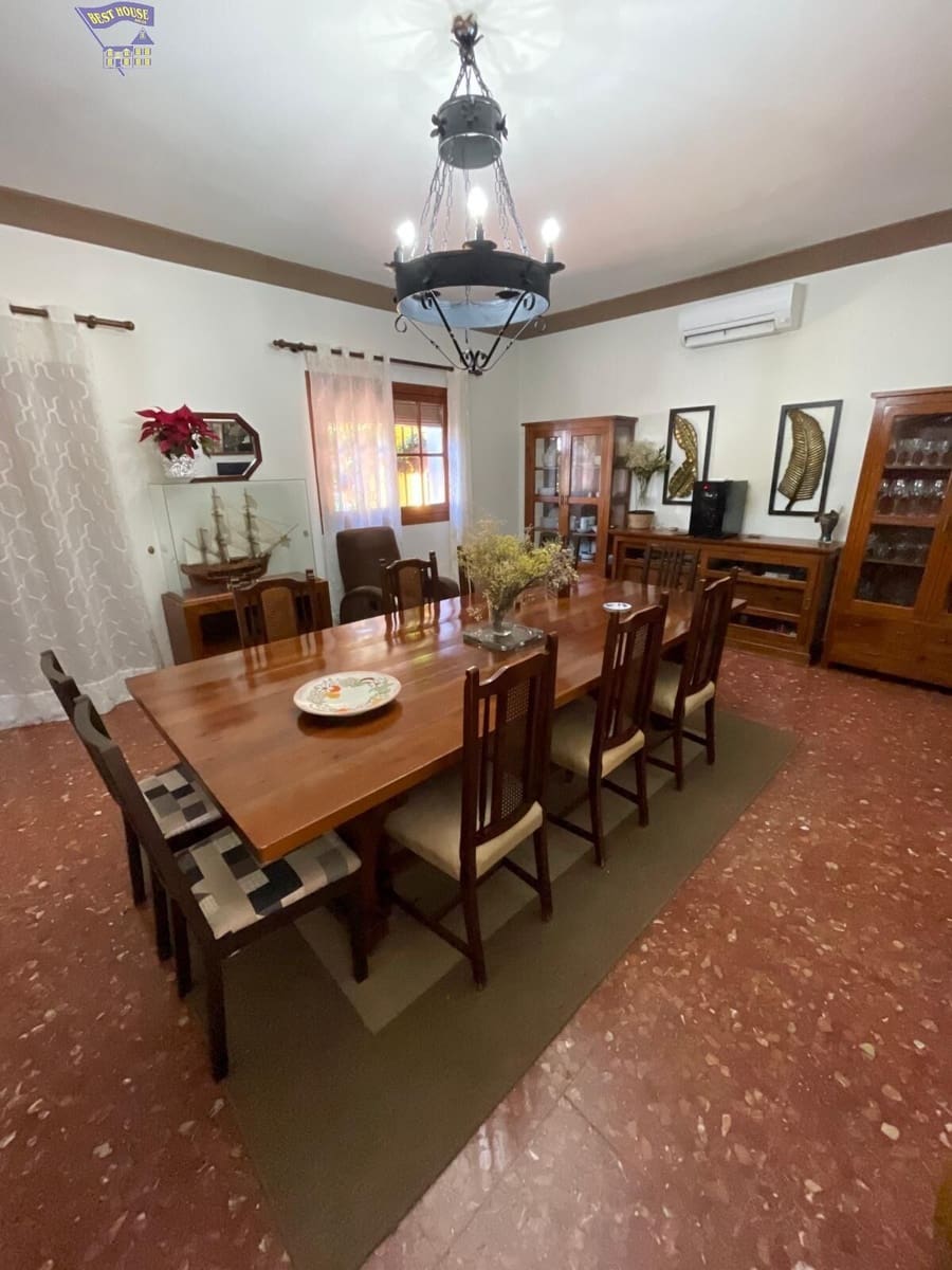 Chalet de 6 habitaciones en Arcos de la Frontera en venta con piscina - 378.000 € (Ref: 8784202)