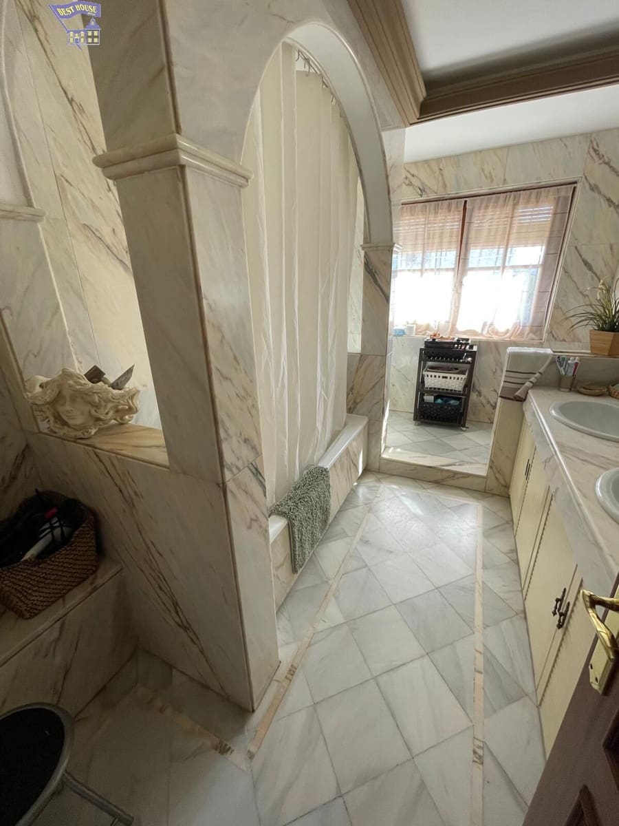 Chalet de 6 habitaciones en Arcos de la Frontera en venta con piscina - 378.000 € (Ref: 8784202)