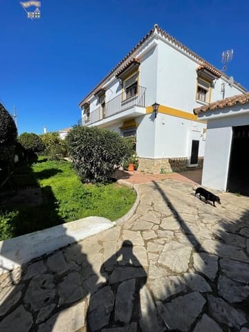 Chalet de 6 habitaciones en Arcos de la Frontera en venta con piscina - 378.000 € (Ref: 8784202)
