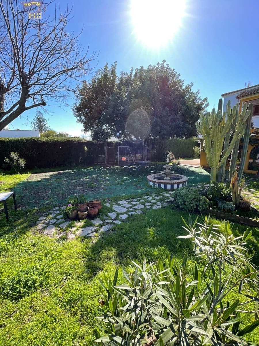 Chalet de 6 habitaciones en Arcos de la Frontera en venta con piscina - 378.000 € (Ref: 8784202)