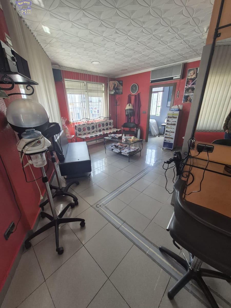 Commerciale in vendita in Arcos de la Frontera - 120.000 € (Rif: 8884176)