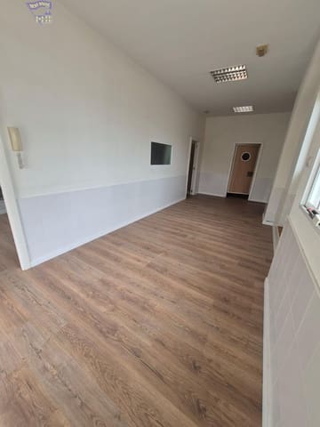 Erhverv til salg i Arcos de la Frontera - € 70.000 (Ref: 8921393)