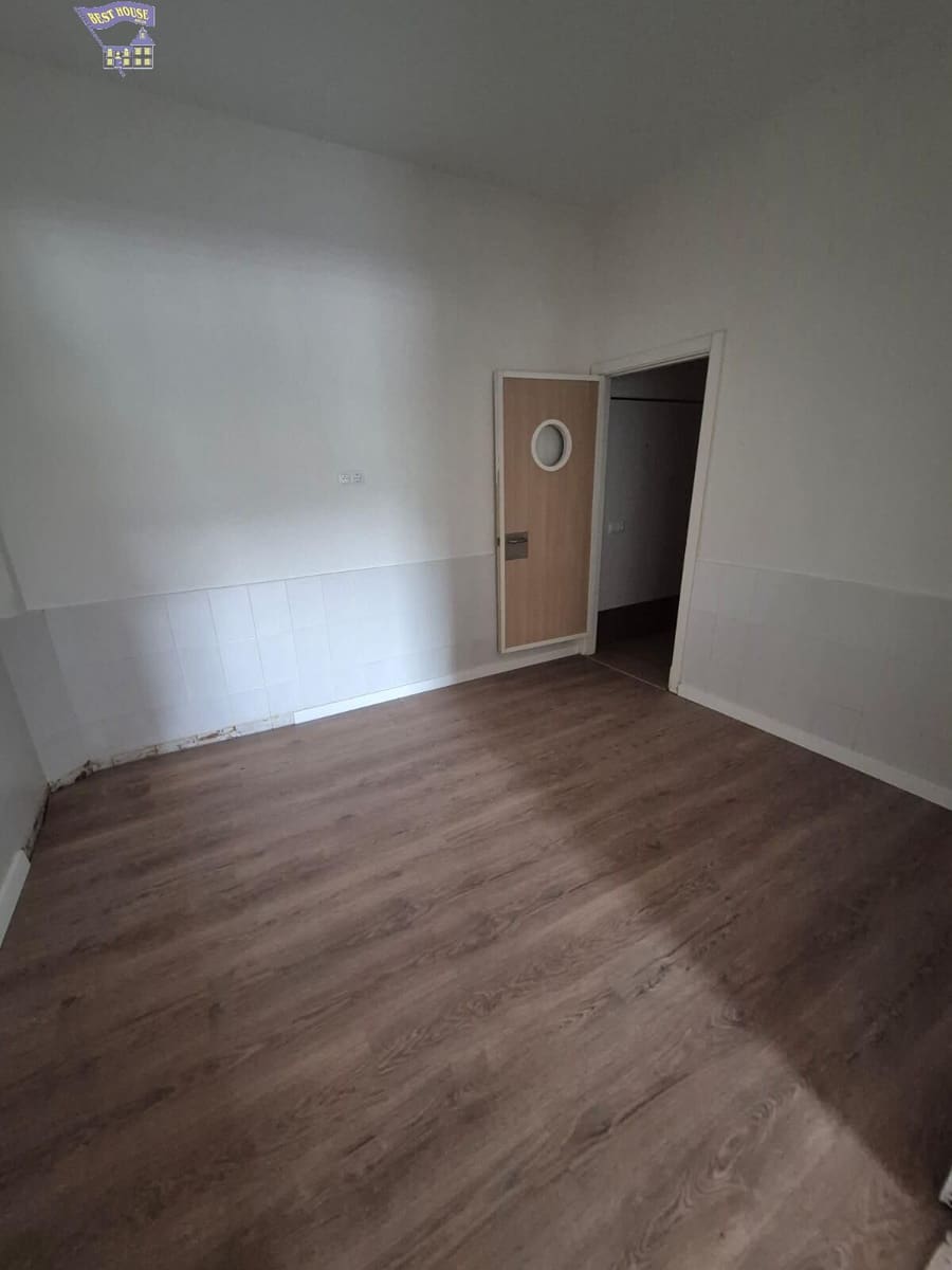 Kommersiell til salgs i Arcos de la Frontera - € 70 000 (Ref: 8921393)
