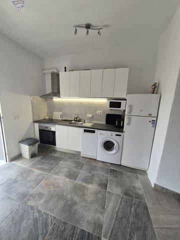 2 bedroom Apartment for rent in Arcos de la Frontera - € 550 (Ref: 8985864)