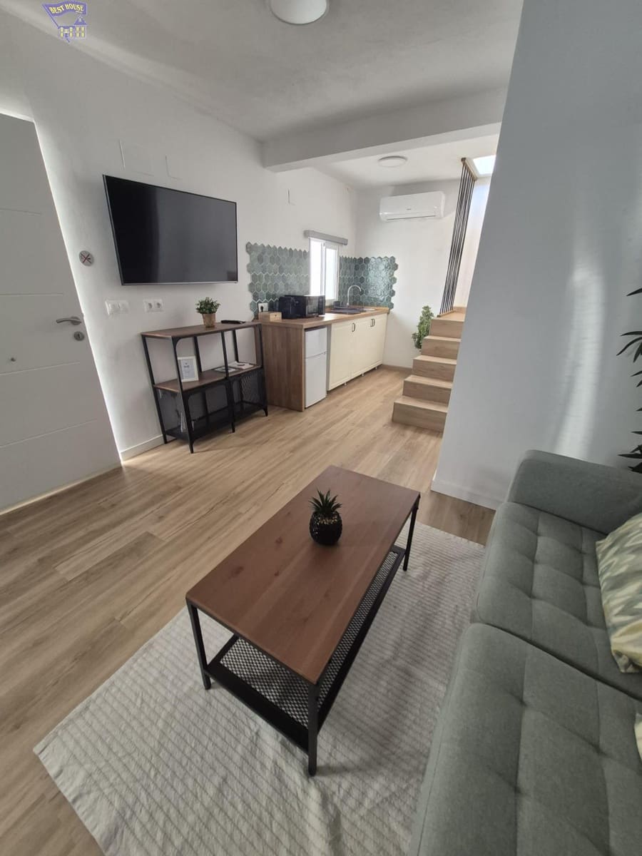 1 soveværelse Semi-Rækkehus til leje i Arcos de la Frontera - € 450 (Ref: 9007412)