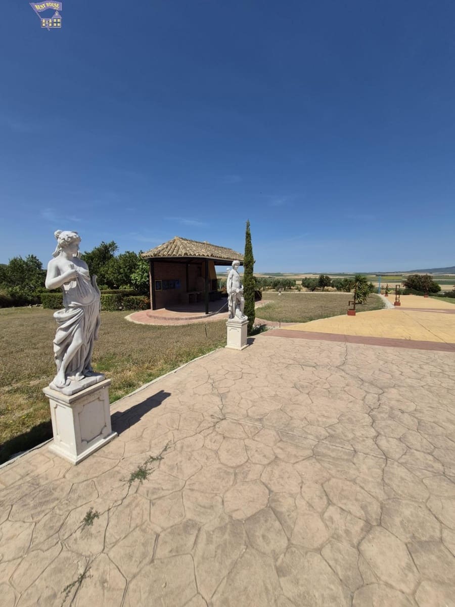 4 Zimmer Finca/Landgut zu verkaufen in Arcos de la Frontera - 600.000 € (Ref: 9035926)