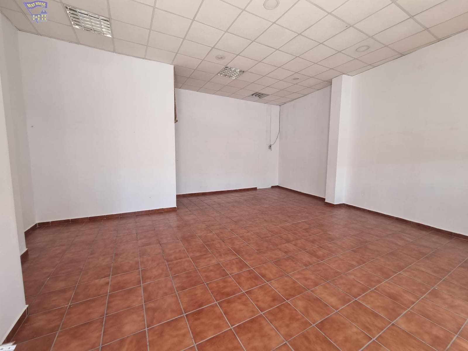 Kommersiell til salgs i Arcos de la Frontera - € 90 000 (Ref: 9129914)