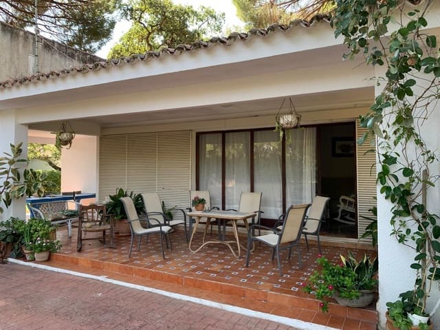 5 soveværelse Villa til leje i Arcos de la Frontera med swimmingpool - € 800 (Ref: 9202595)