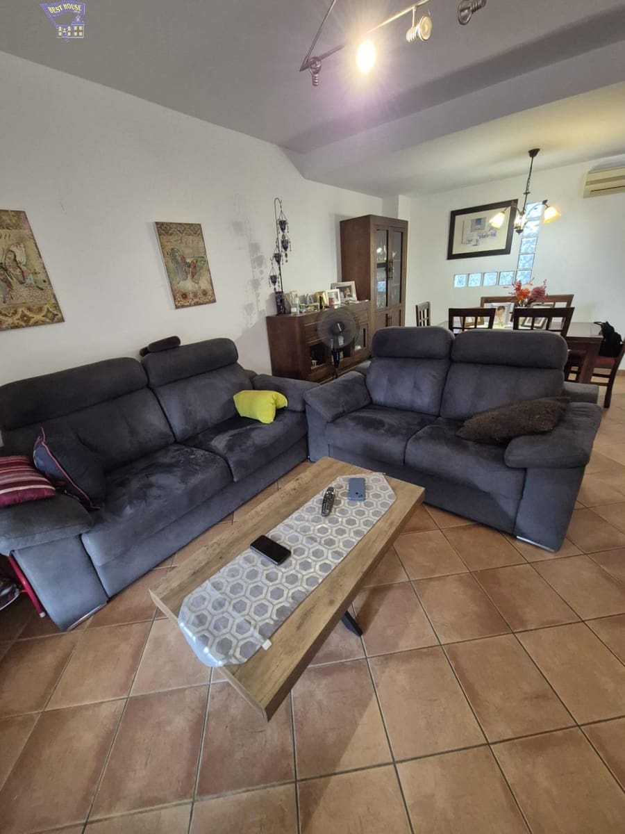 3 bedroom Townhouse for sale in Arcos de la Frontera - € 190,000 (Ref: 9312760)