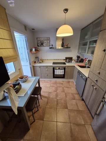 3 bedroom Townhouse for sale in Arcos de la Frontera - € 190,000 (Ref: 9312760)