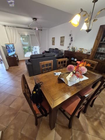 3 bedroom Townhouse for sale in Arcos de la Frontera - € 190,000 (Ref: 9312760)