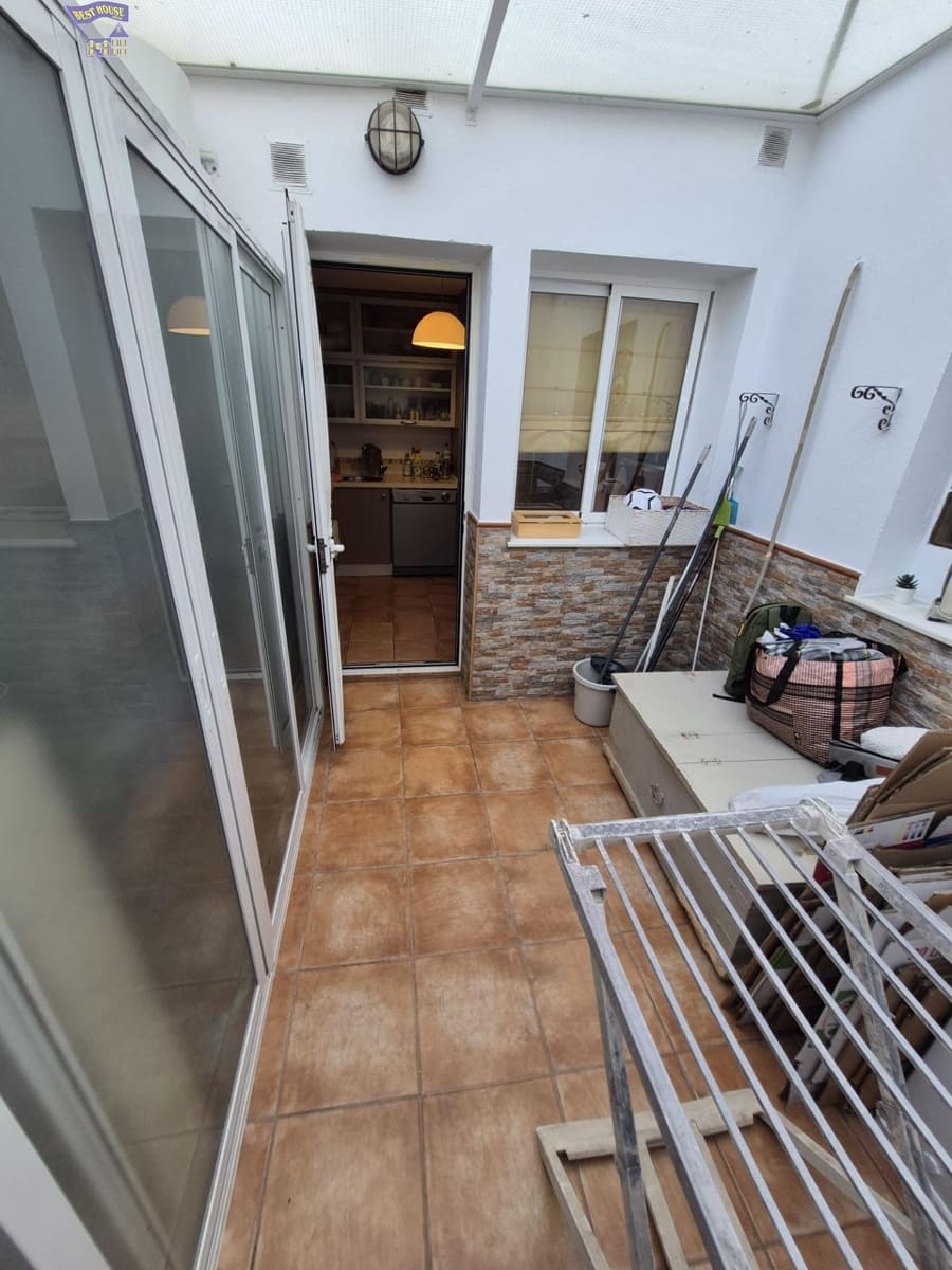 3 bedroom Townhouse for sale in Arcos de la Frontera - € 190,000 (Ref: 9312760)