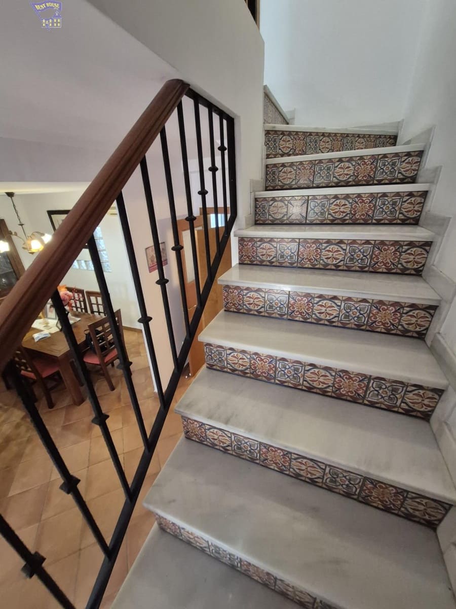 3 bedroom Townhouse for sale in Arcos de la Frontera - € 190,000 (Ref: 9312760)