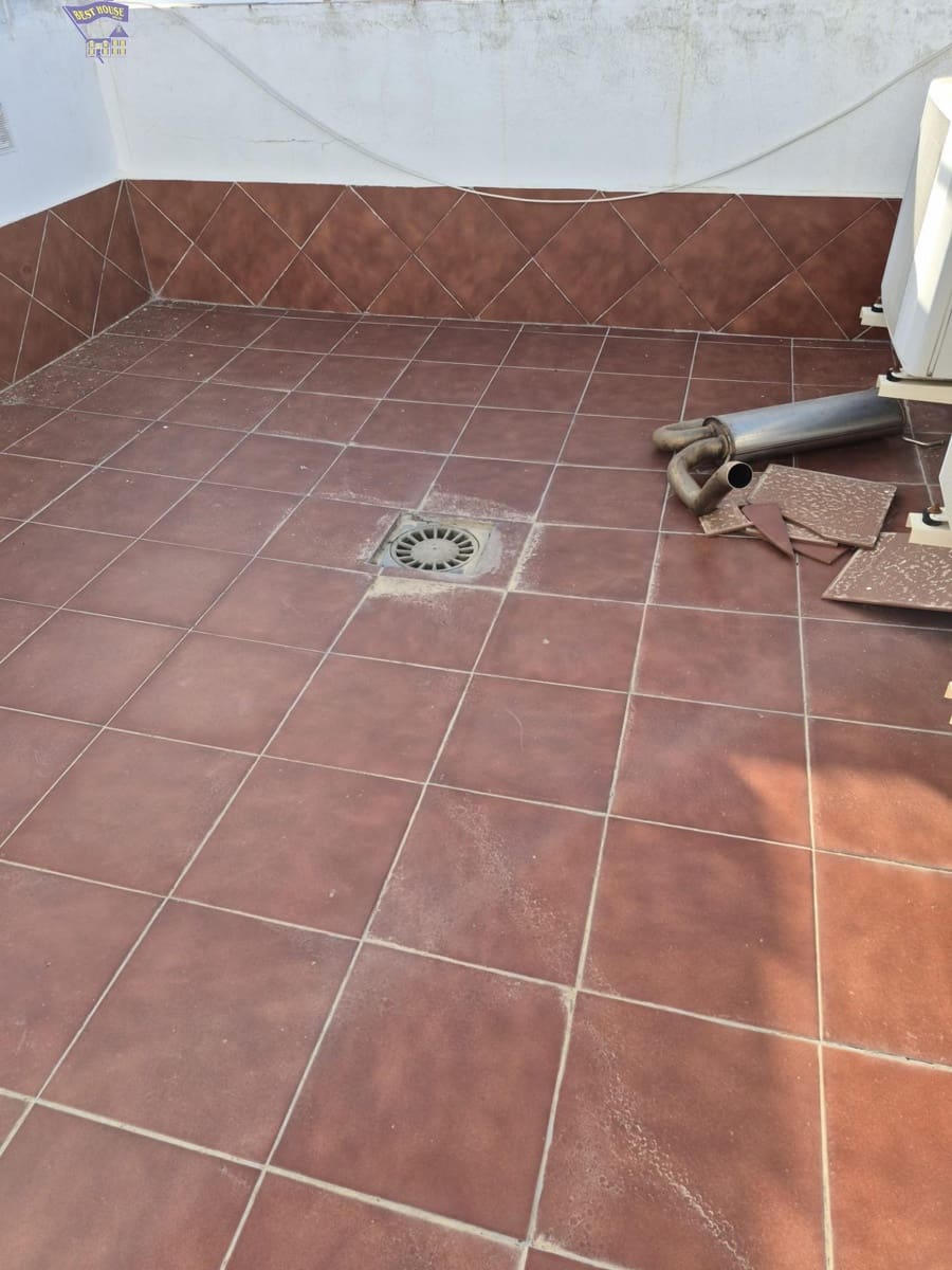 3 bedroom Townhouse for sale in Arcos de la Frontera - € 190,000 (Ref: 9312760)