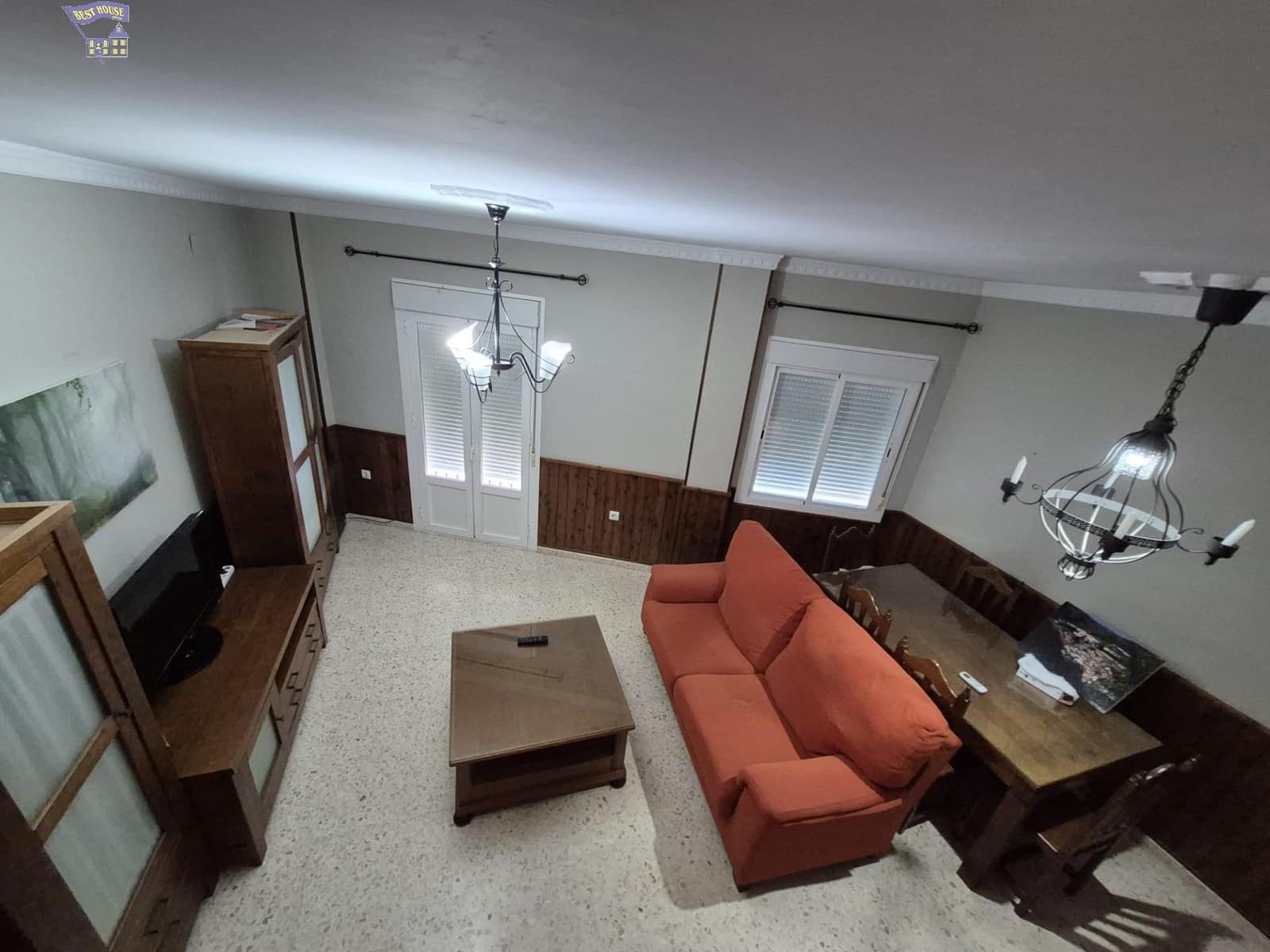 3 bedroom Apartment for sale in Arcos de la Frontera - € 120,000 (Ref: 9382736)