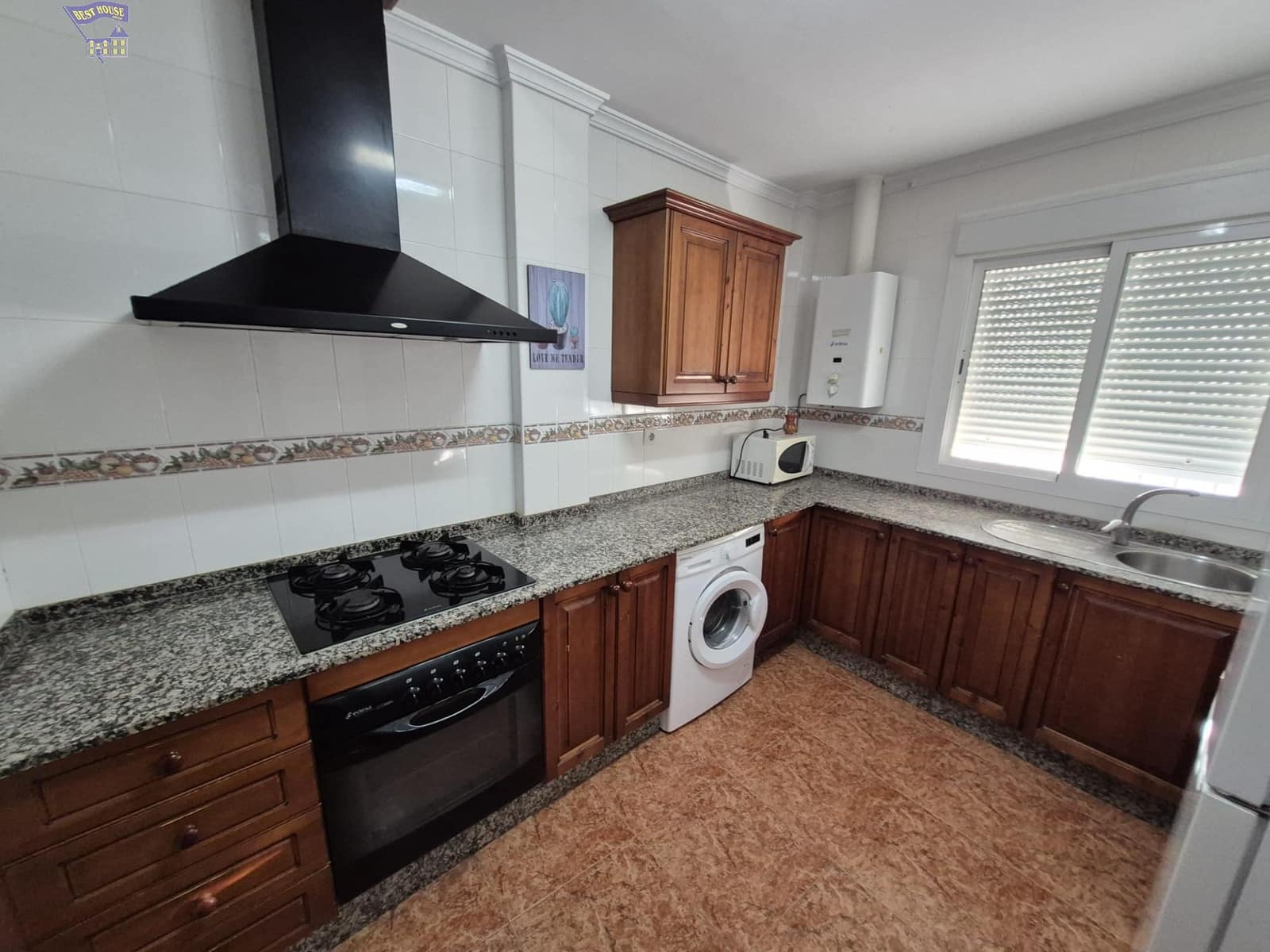 3 bedroom Apartment for sale in Arcos de la Frontera - € 120,000 (Ref: 9382736)