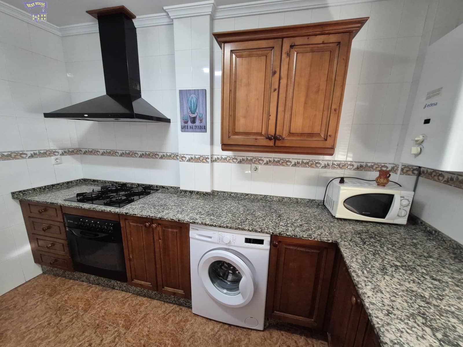 3 bedroom Apartment for sale in Arcos de la Frontera - € 120,000 (Ref: 9382736)