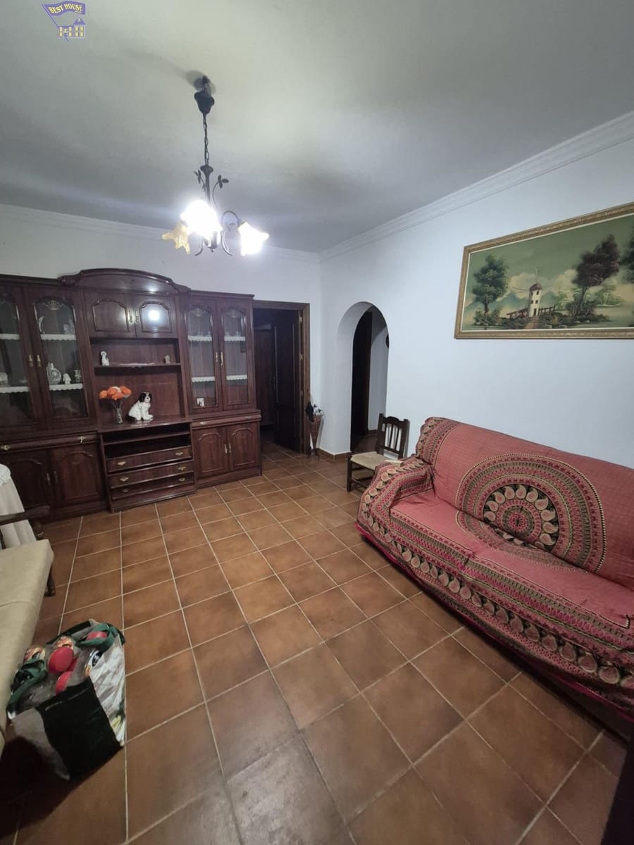 3 bedroom Finca/Country House for sale in Arcos de la Frontera - € 299,900 (Ref: 9413980)