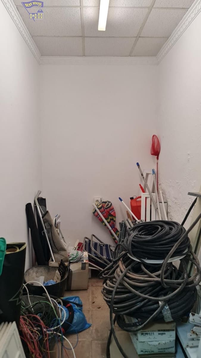 1 quarto Comercial para venda em Arcos de la Frontera - 64 500 € (Ref: 9419611)