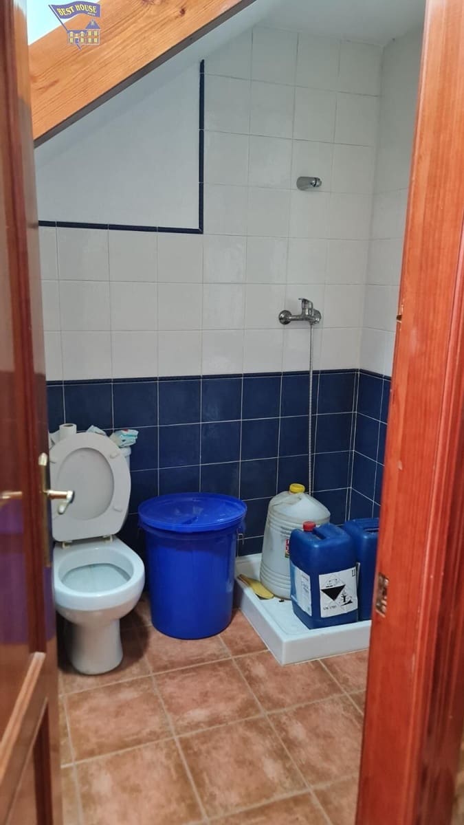 1 quarto Comercial para venda em Arcos de la Frontera - 64 500 € (Ref: 9419611)