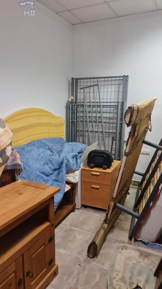 1 quarto Comercial para venda em Arcos de la Frontera - 64 500 € (Ref: 9419611)
