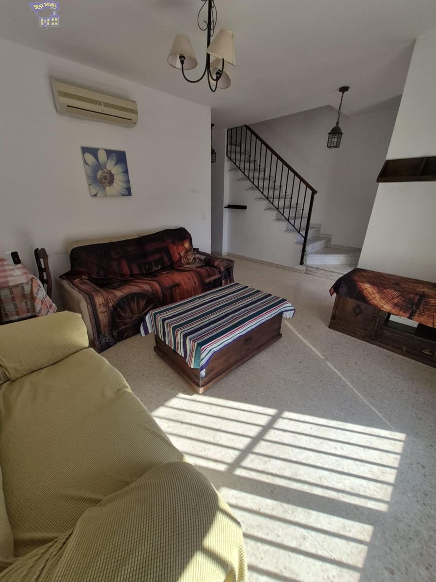 Casa de 3 habitaciones en Arcos de la Frontera en venta - 195.000 € (Ref: 9436092)