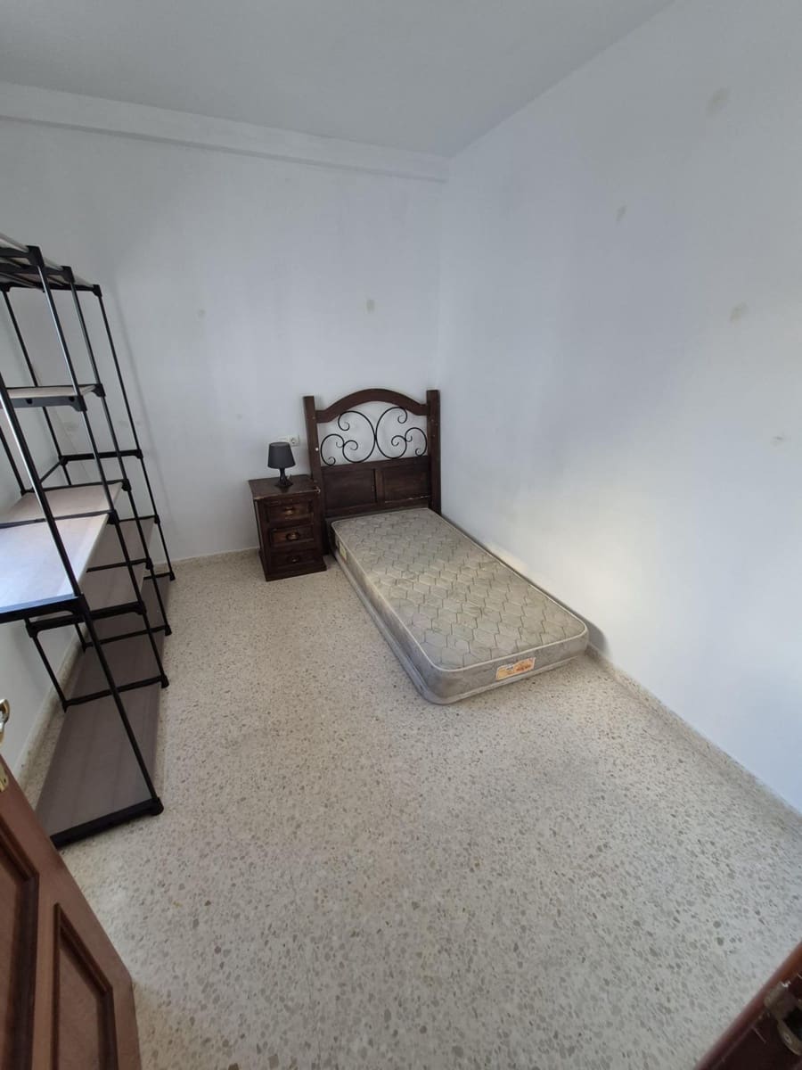 Casa de 3 habitaciones en Arcos de la Frontera en venta - 195.000 € (Ref: 9436092)