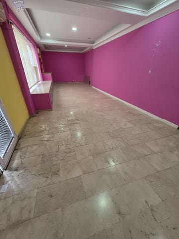 Kommersiell til salgs i Arcos de la Frontera - € 130 000 (Ref: 9449057)