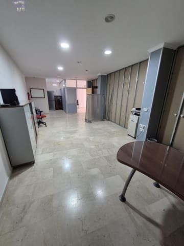 Kommersiell til salgs i Arcos de la Frontera - € 130 000 (Ref: 9449057)