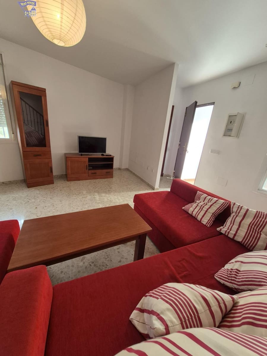 3 bedroom Terraced Villa for sale in Arcos de la Frontera - € 170,000 (Ref: 9449058)