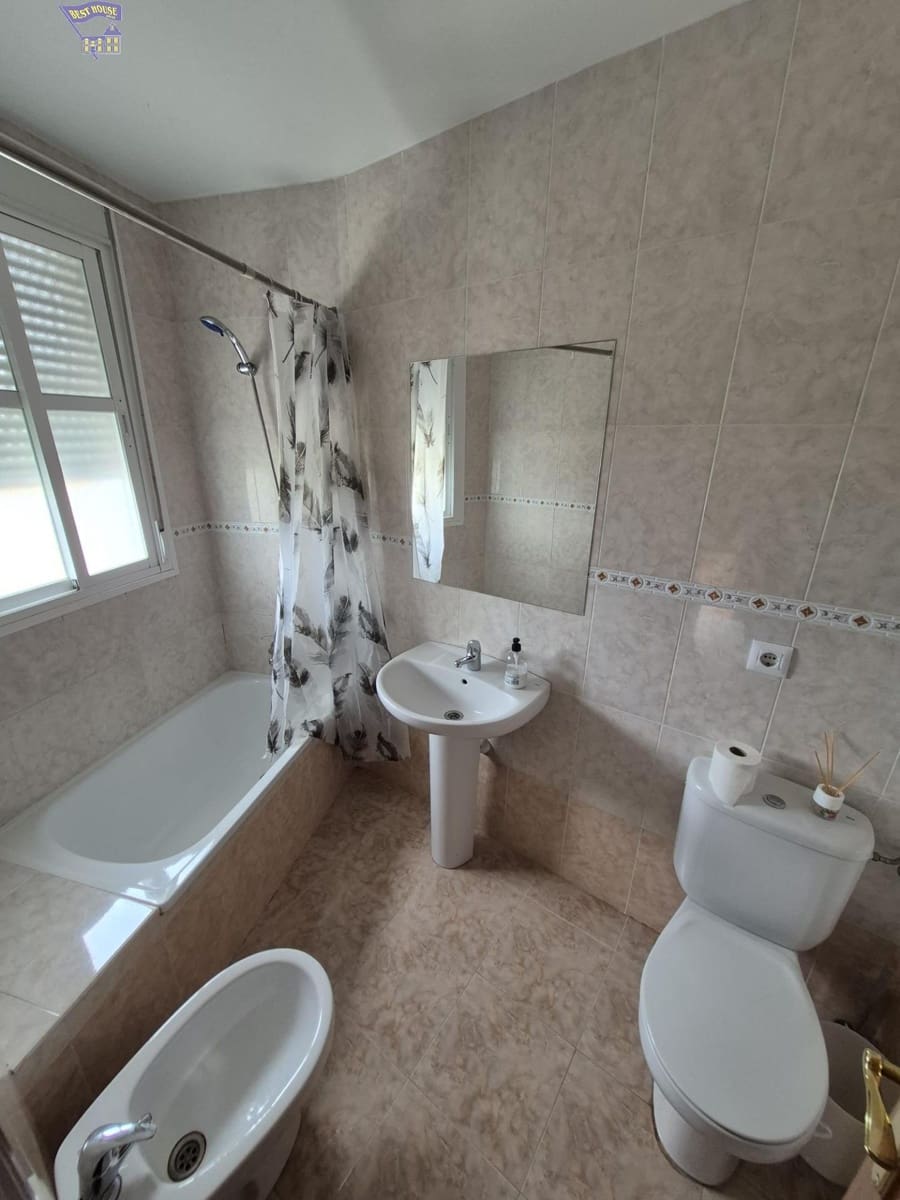 3 bedroom Terraced Villa for sale in Arcos de la Frontera - € 170,000 (Ref: 9449058)