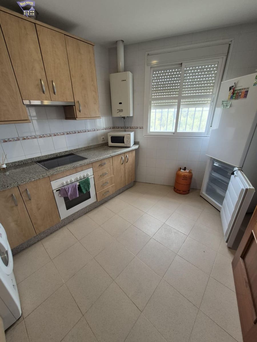 3 bedroom Terraced Villa for sale in Arcos de la Frontera - € 150,000 (Ref: 9449058)