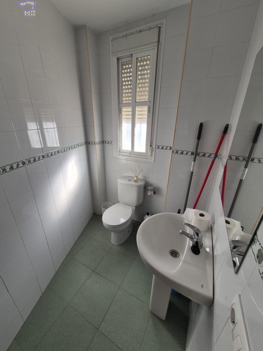 3 bedroom Terraced Villa for sale in Arcos de la Frontera - € 150,000 (Ref: 9449058)
