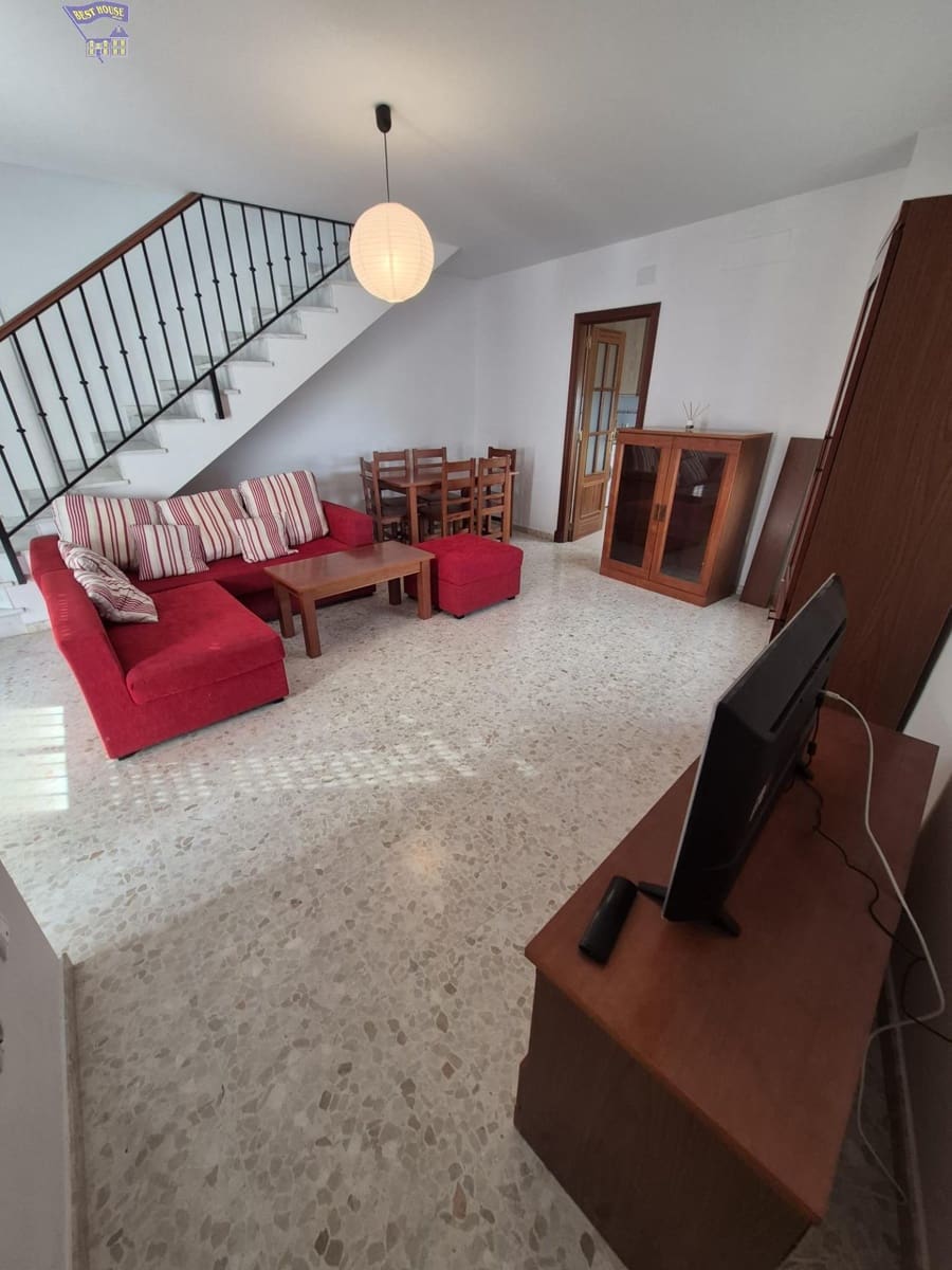 3 bedroom Terraced Villa for sale in Arcos de la Frontera - € 150,000 (Ref: 9449058)