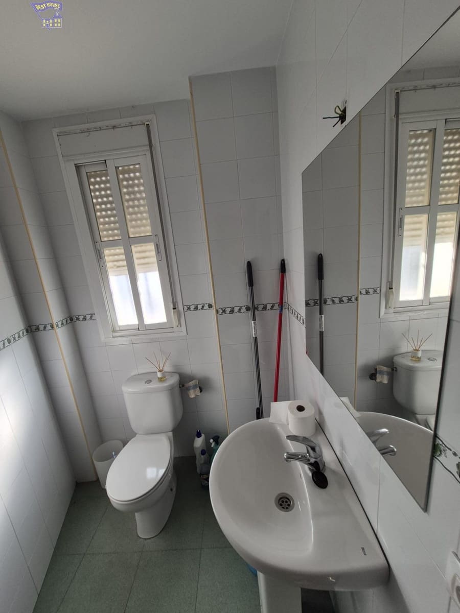 3 bedroom Terraced Villa for sale in Arcos de la Frontera - € 150,000 (Ref: 9449058)