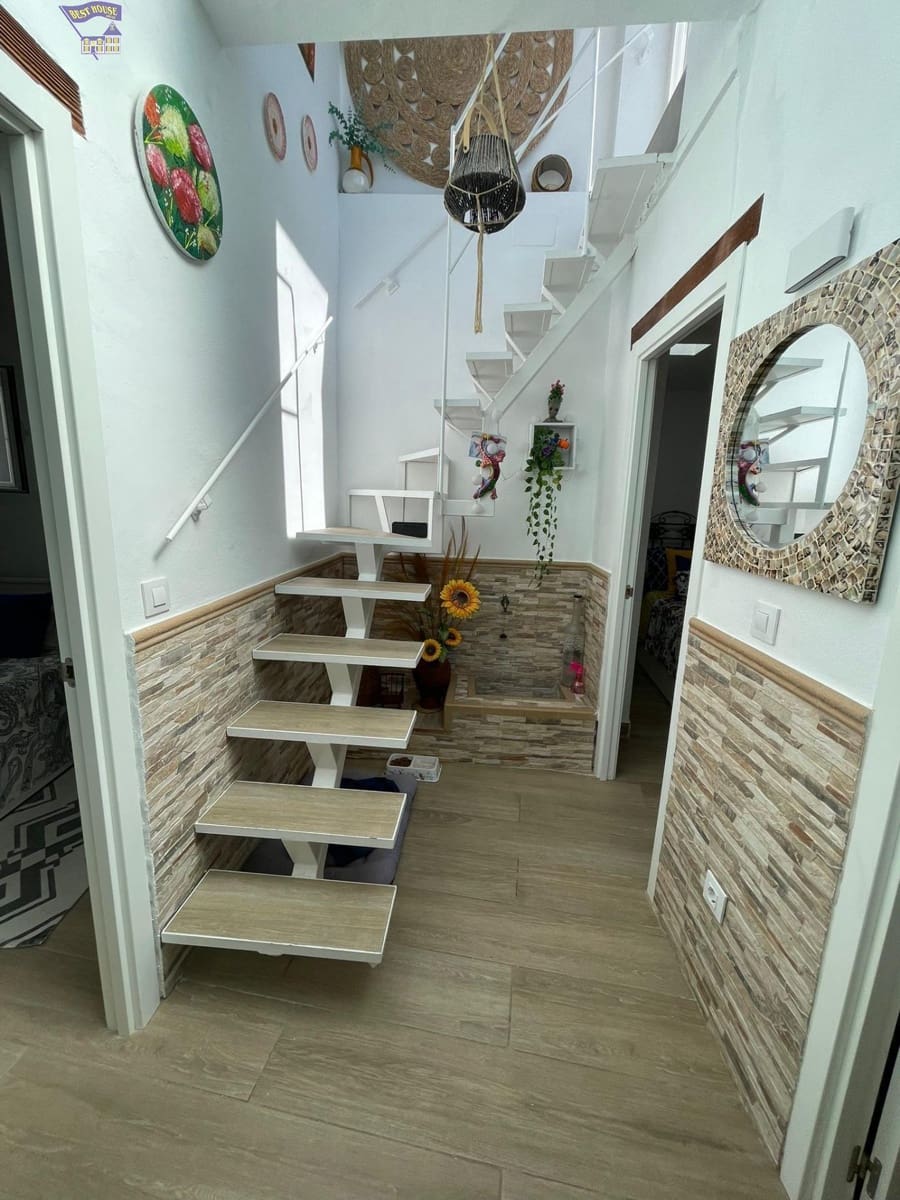 2 makuuhuone Omakotitalo myytävänä paikassa Arcos de la Frontera - 65 000 € (Ref: 9449640)