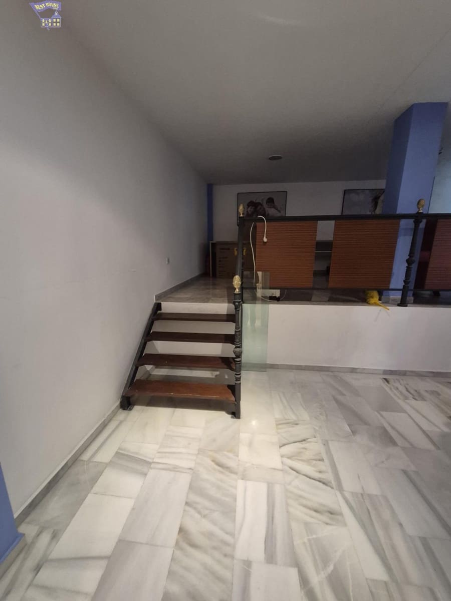 Erhverv til salg i Arcos de la Frontera - € 130.000 (Ref: 9465692)