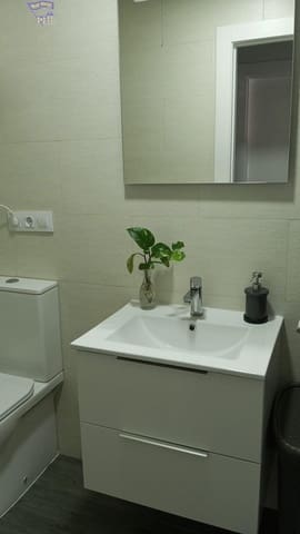 Apartamento de 2 habitaciones en Arcos de la Frontera en venta - 68.000 € (Ref: 9470617)