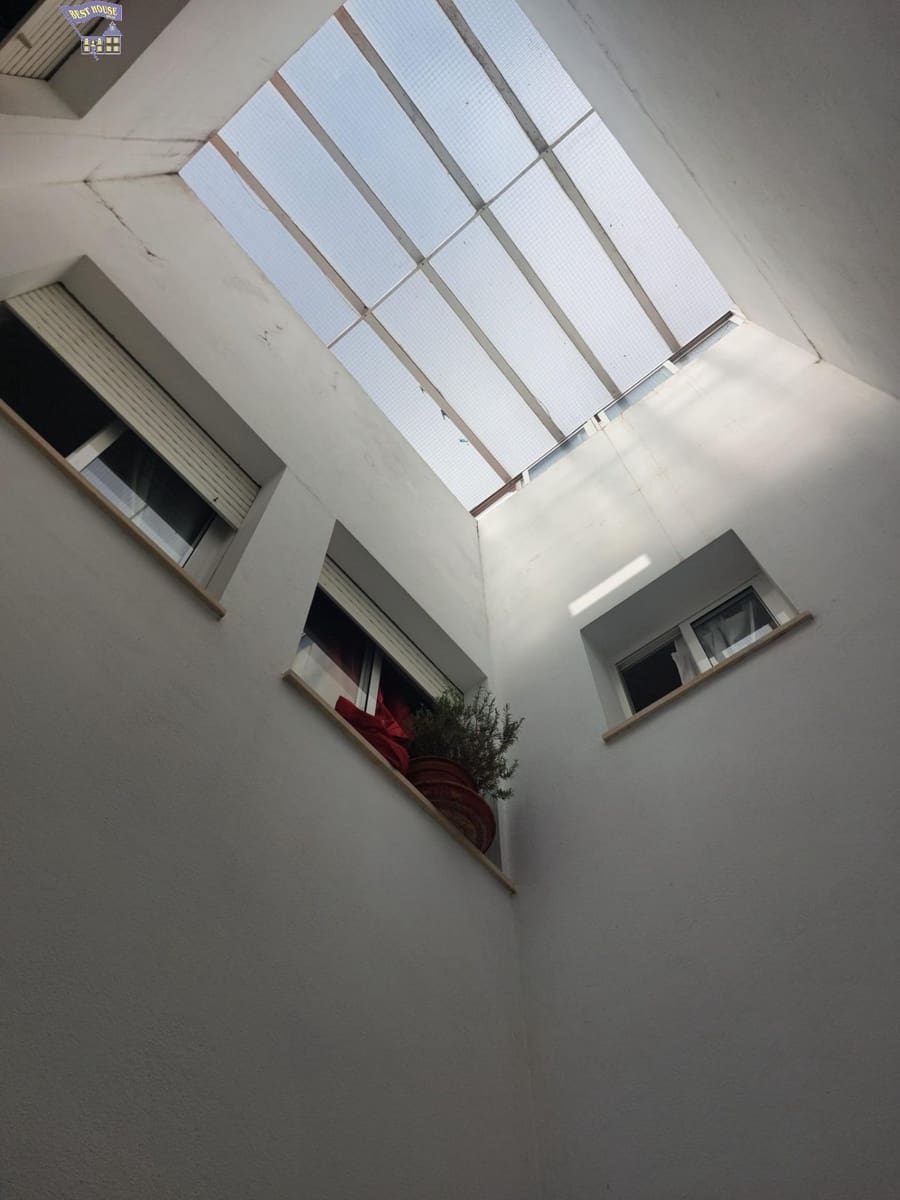 4 bedroom Townhouse for sale in Arcos de la Frontera - € 156,000 (Ref: 9497727)