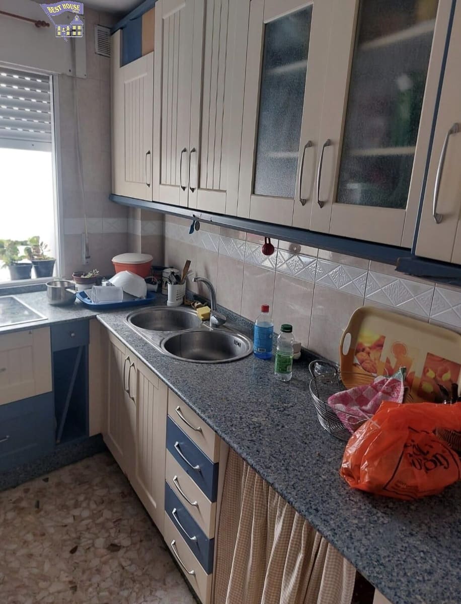 4 bedroom Townhouse for sale in Arcos de la Frontera - € 156,000 (Ref: 9497727)