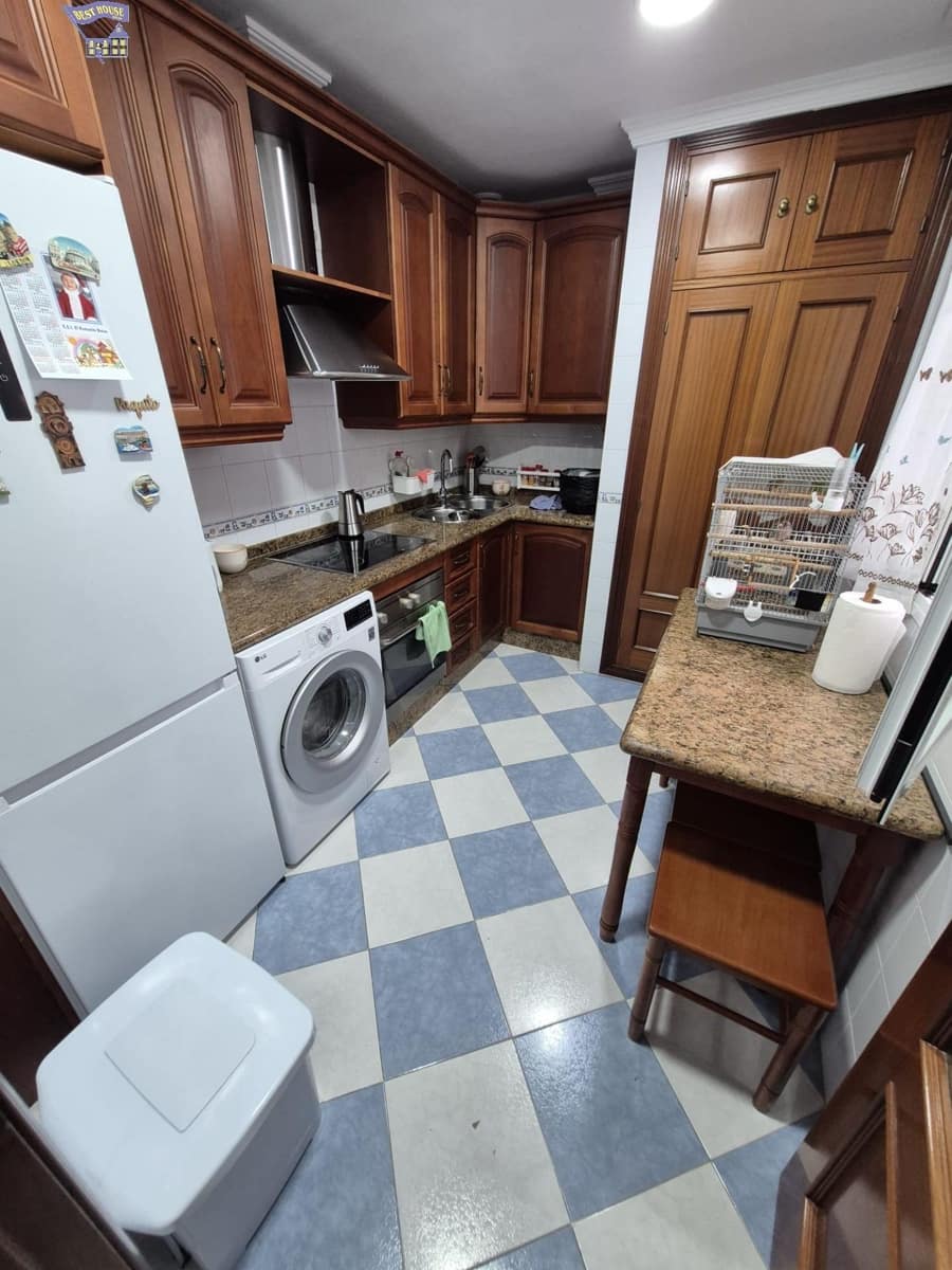 3 bedroom Flat for sale in Arcos de la Frontera - € 154,000 (Ref: 9543836)