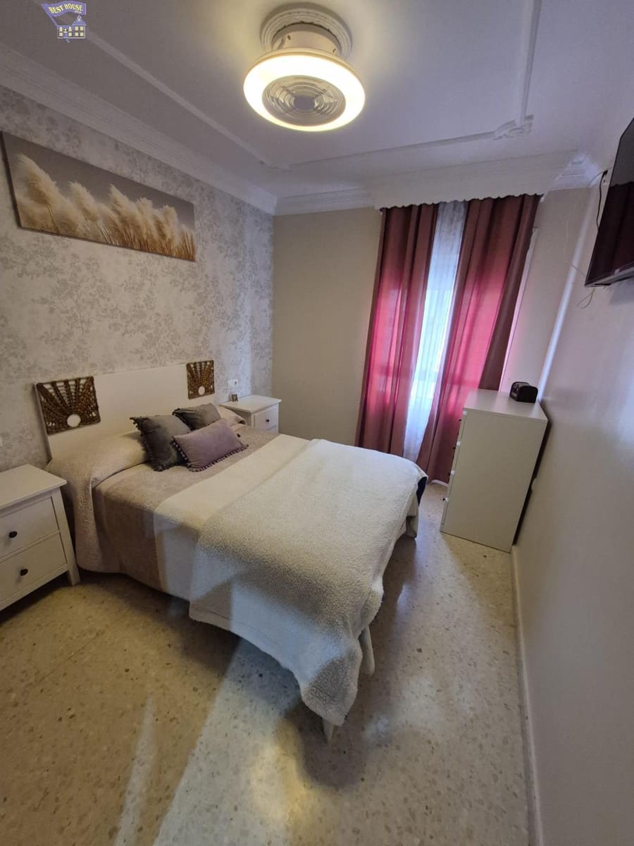 3 bedroom Flat for sale in Arcos de la Frontera - € 154,000 (Ref: 9543836)