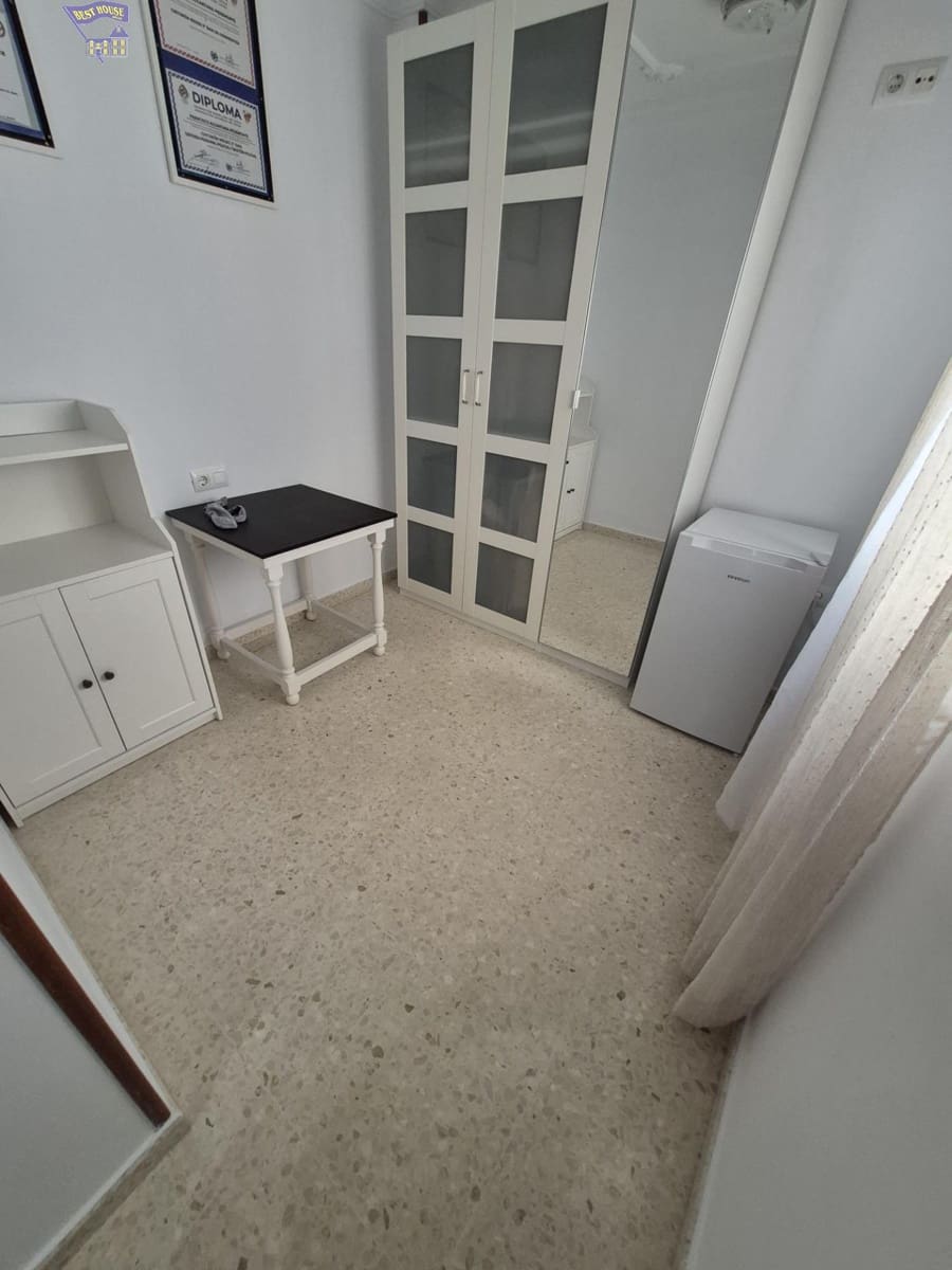 3 bedroom Flat for sale in Arcos de la Frontera - € 154,000 (Ref: 9543836)