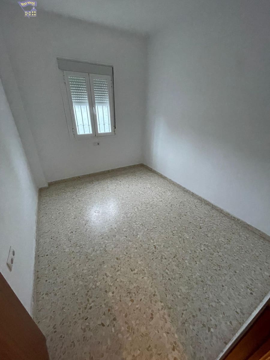 3 bedroom Flat for sale in Arcos de la Frontera - € 110,000 (Ref: 9551903)