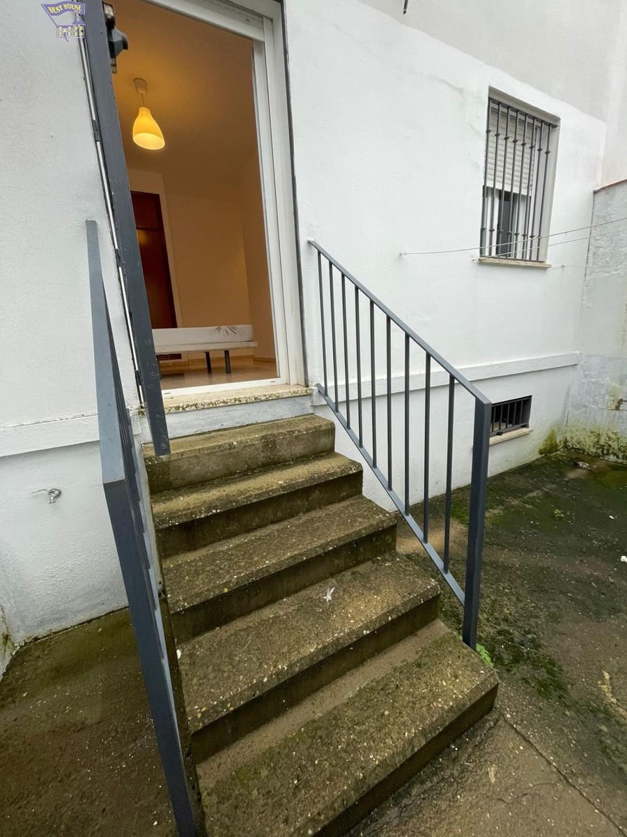 3 bedroom Flat for sale in Arcos de la Frontera - € 110,000 (Ref: 9551903)