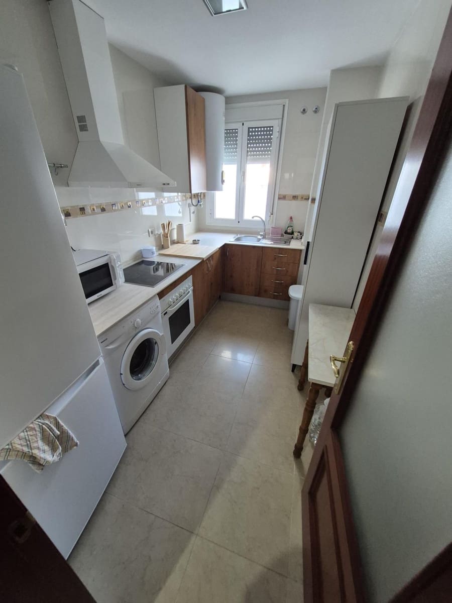 1 quarto Apartamento para arrendar em Arcos de la Frontera - 430 € (Ref: 9637792)